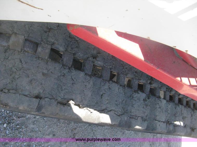 image for item H6444 2004 Takeuchi TL140 track skid steer