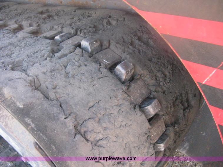 image for item H6444 2004 Takeuchi TL140 track skid steer