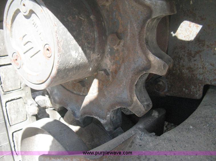 image for item H6444 2004 Takeuchi TL140 track skid steer