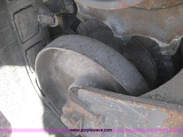 image for item H6444 2004 Takeuchi TL140 track skid steer