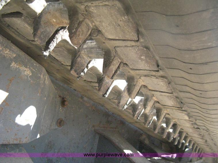 image for item H6444 2004 Takeuchi TL140 track skid steer