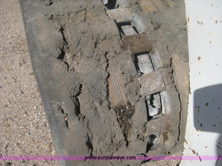 image for item H6444 2004 Takeuchi TL140 track skid steer