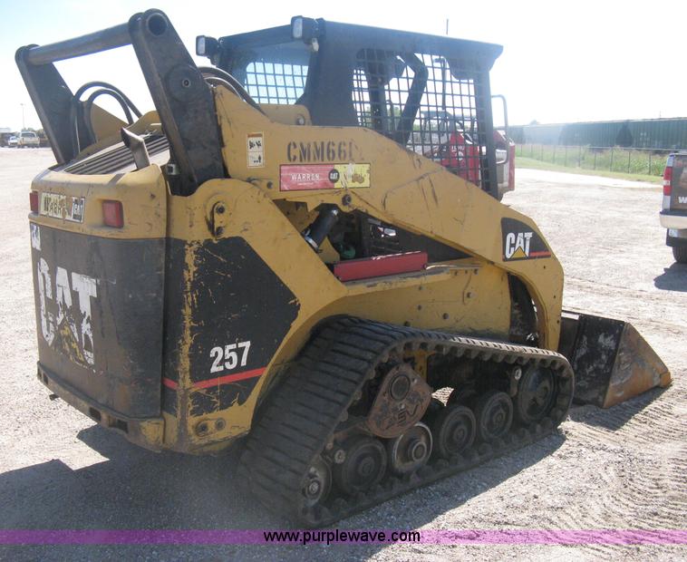 image for item H6446 2003 Caterpillar 257 track skid steer
