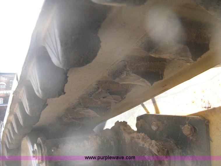 image for item H6446 2003 Caterpillar 257 track skid steer