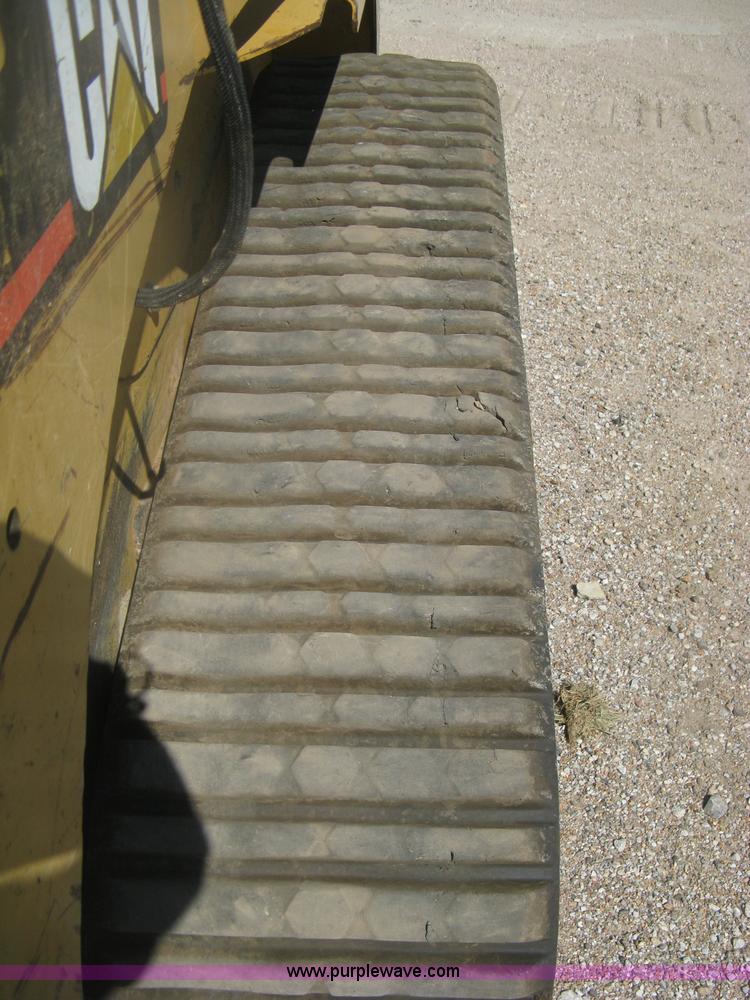image for item H6446 2003 Caterpillar 257 track skid steer