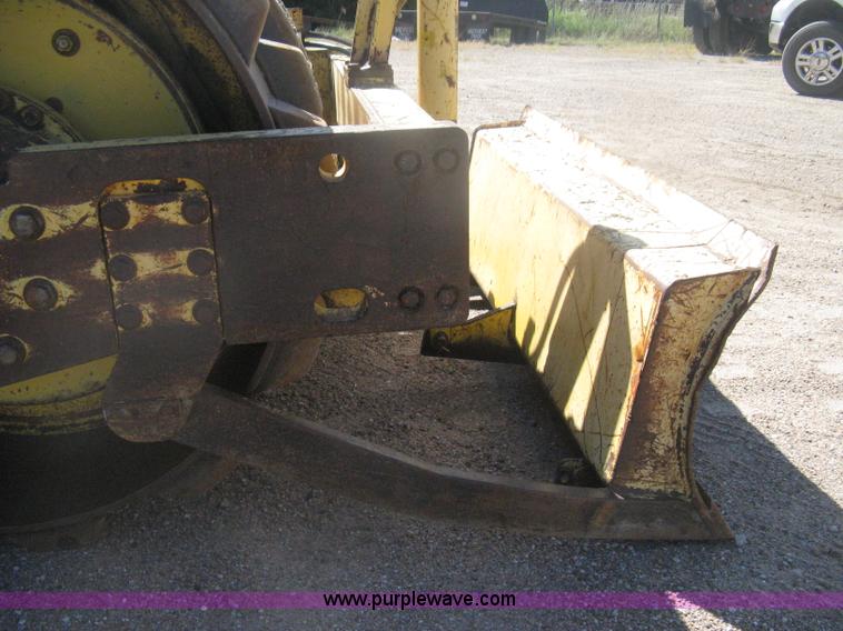 image for item H6448 1992 Bomag BW142 vibratory padfoot roller