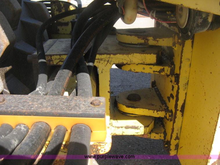 image for item H6448 1992 Bomag BW142 vibratory padfoot roller