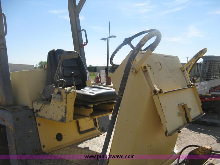 image for item H6448 1992 Bomag BW142 vibratory padfoot roller