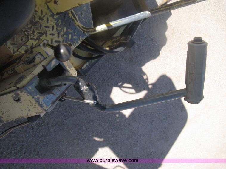 image for item H6448 1992 Bomag BW142 vibratory padfoot roller