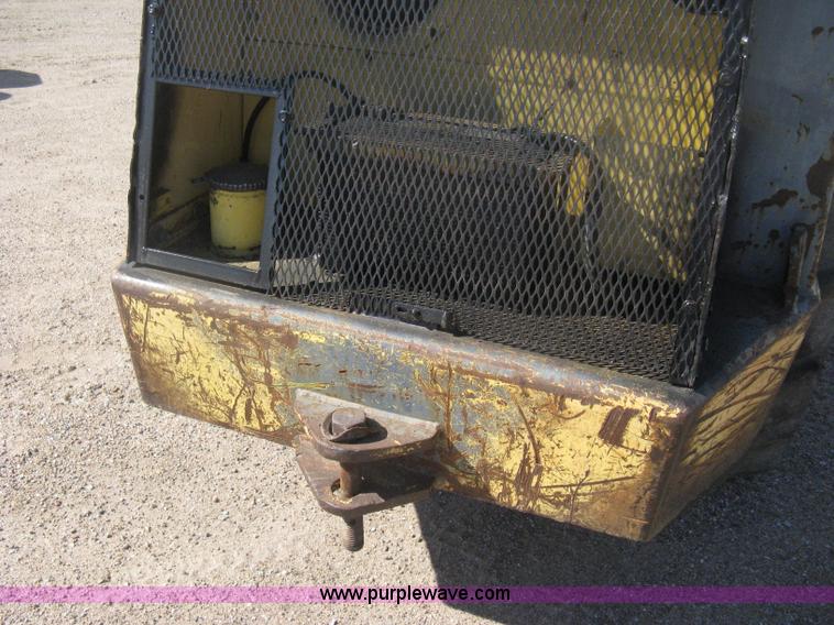 image for item H6448 1992 Bomag BW142 vibratory padfoot roller