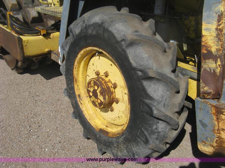 image for item H6448 1992 Bomag BW142 vibratory padfoot roller