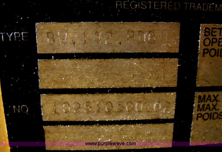 image for item H6448 1992 Bomag BW142 vibratory padfoot roller