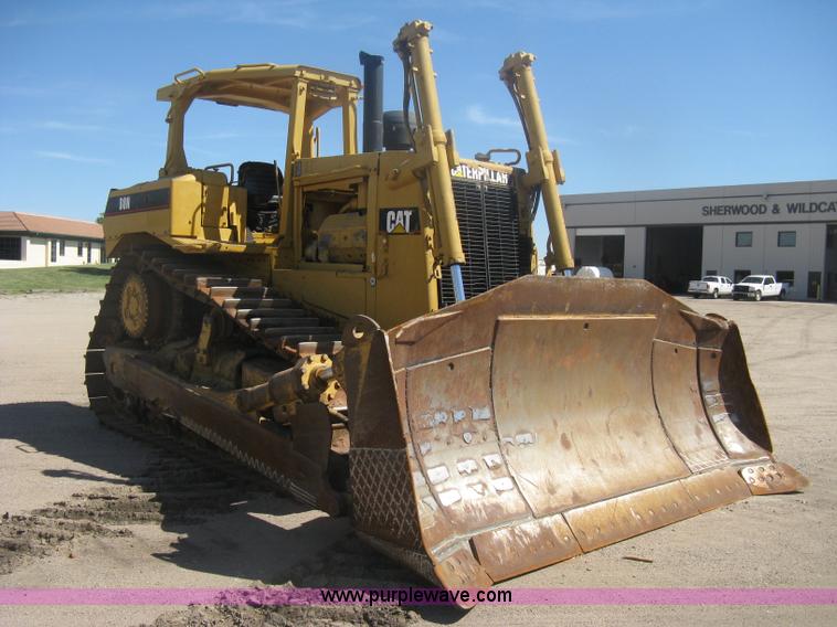 image for item H6450 1988 Caterpillar D8N dozer