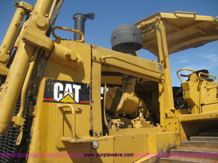 image for item H6450 1988 Caterpillar D8N dozer