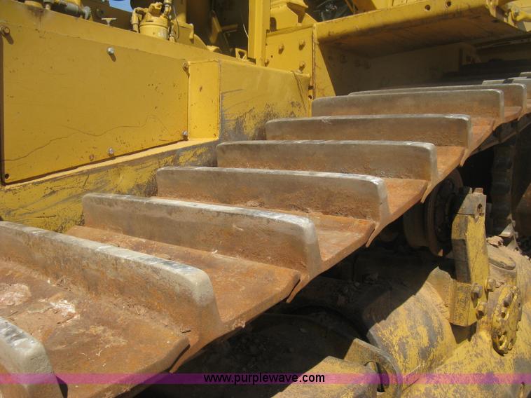 image for item H6450 1988 Caterpillar D8N dozer