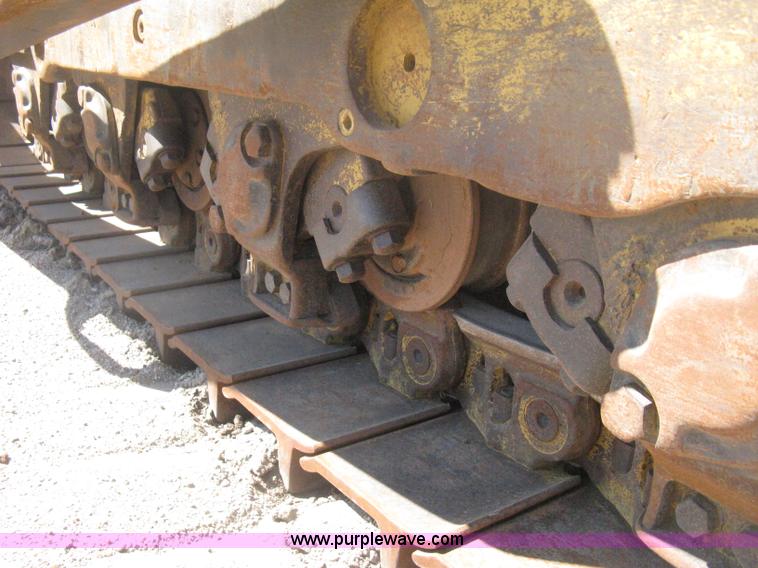 image for item H6450 1988 Caterpillar D8N dozer