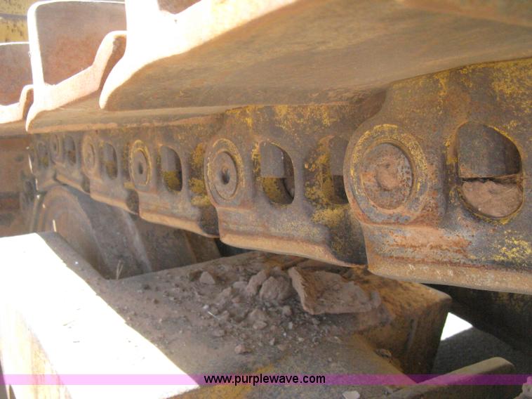 image for item H6450 1988 Caterpillar D8N dozer