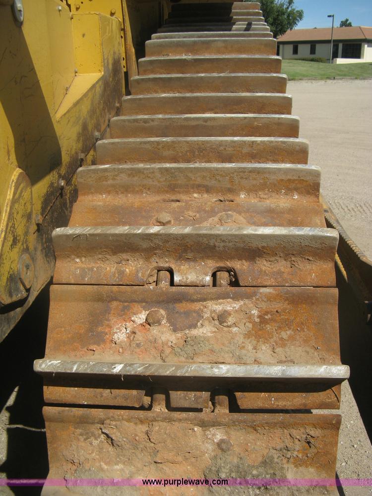 image for item H6450 1988 Caterpillar D8N dozer