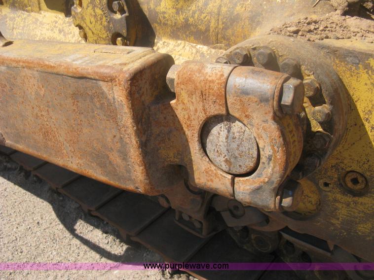 image for item H6450 1988 Caterpillar D8N dozer