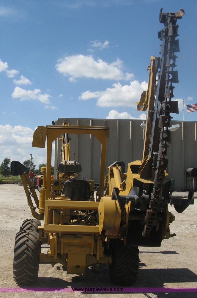 image for item H6452 Vermeer M455 trencher