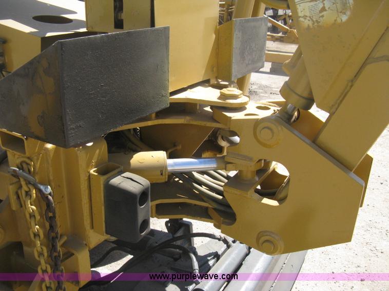 image for item H6452 Vermeer M455 trencher