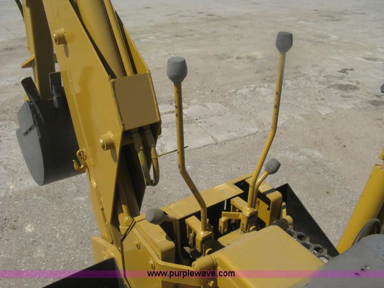 image for item H6452 Vermeer M455 trencher