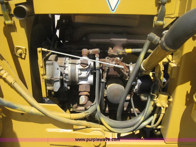 image for item H6452 Vermeer M455 trencher