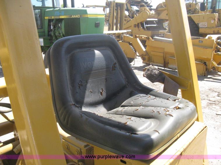 image for item H6452 Vermeer M455 trencher