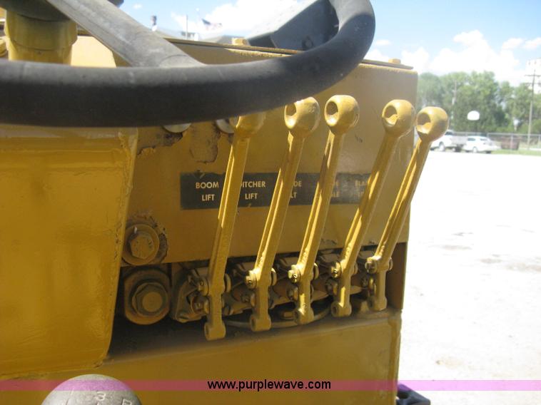 image for item H6452 Vermeer M455 trencher