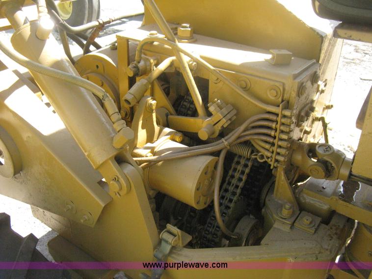 image for item H6452 Vermeer M455 trencher