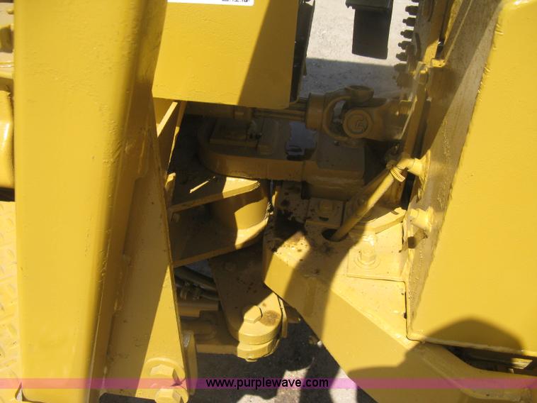 image for item H6452 Vermeer M455 trencher