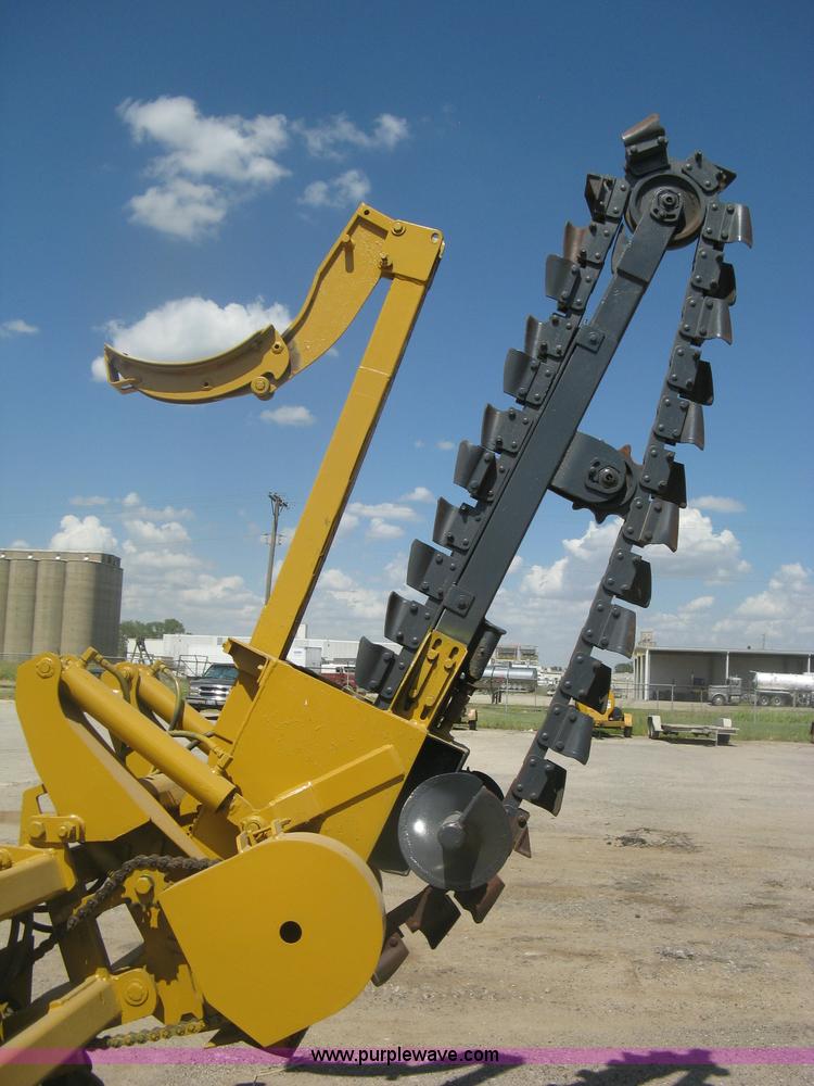 image for item H6452 Vermeer M455 trencher