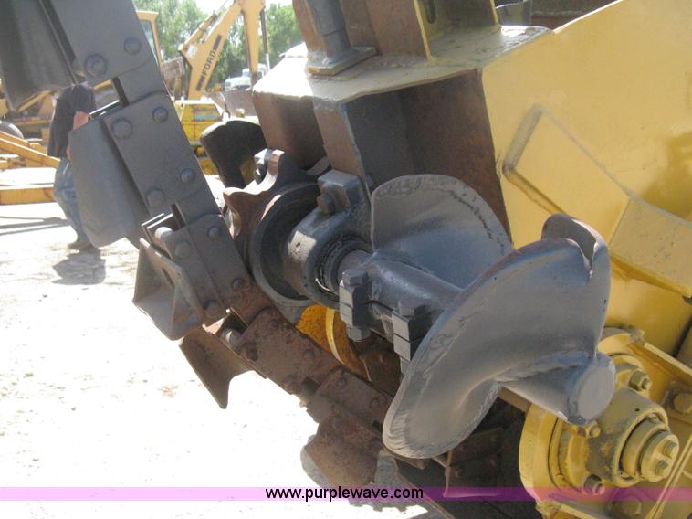 image for item H6452 Vermeer M455 trencher