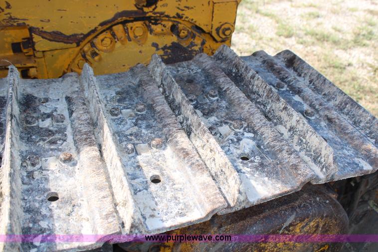 image for item H6838 1972 International TD15 dozer