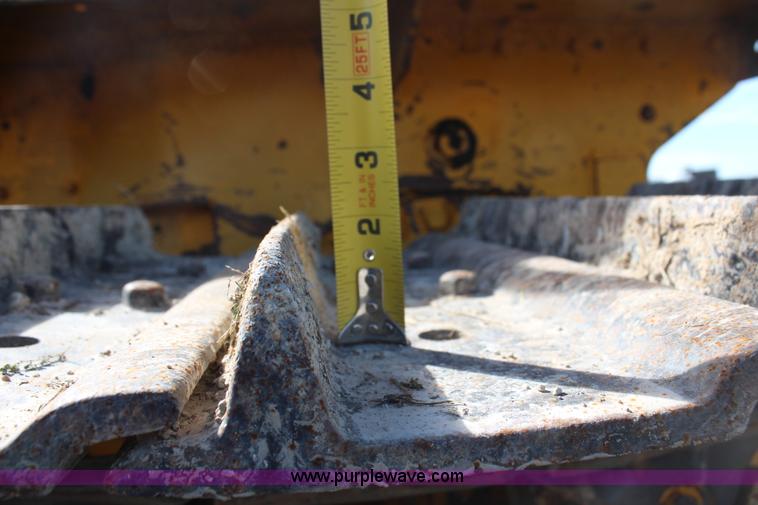 image for item H6838 1972 International TD15 dozer