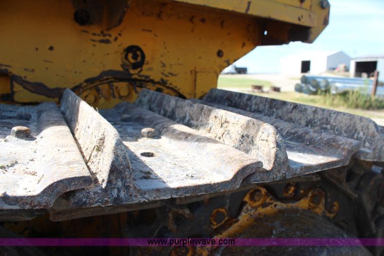 image for item H6838 1972 International TD15 dozer