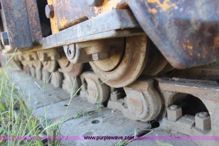 image for item H6838 1972 International TD15 dozer