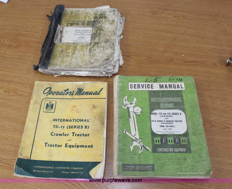 image for item H6838 1972 International TD15 dozer