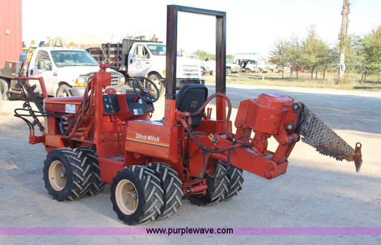 image for item H6850 1988 Ditch Witch 350SX DD vibratory plow