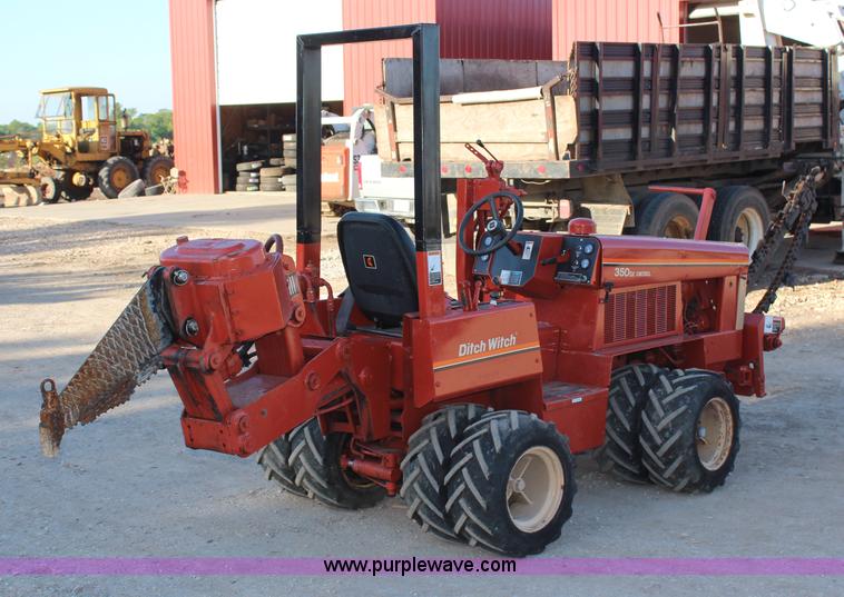 image for item H6850 1988 Ditch Witch 350SX DD vibratory plow