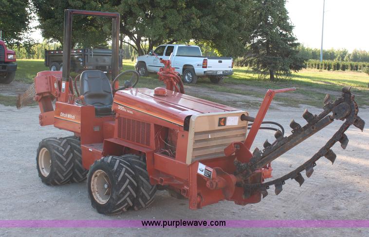 image for item H6850 1988 Ditch Witch 350SX DD vibratory plow