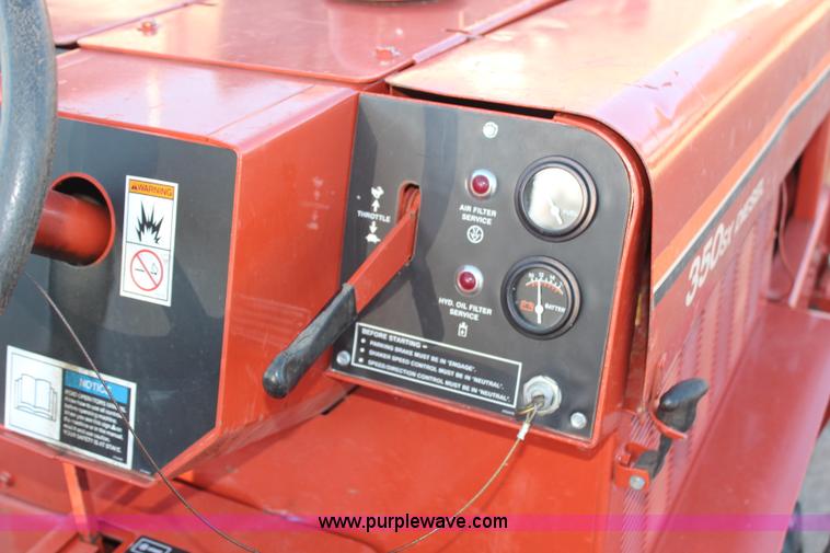 image for item H6850 1988 Ditch Witch 350SX DD vibratory plow