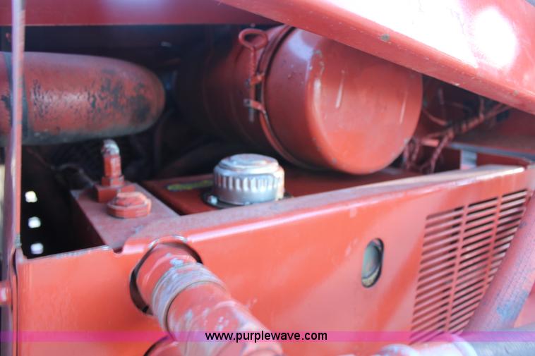 image for item H6850 1988 Ditch Witch 350SX DD vibratory plow