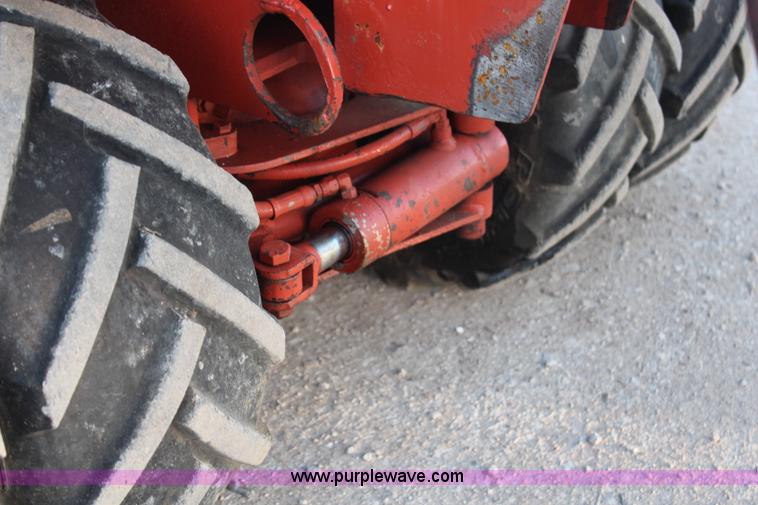 image for item H6850 1988 Ditch Witch 350SX DD vibratory plow