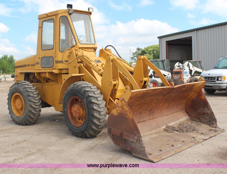 image for item H6926 1974 Fiat-Allis 605 wheel loader