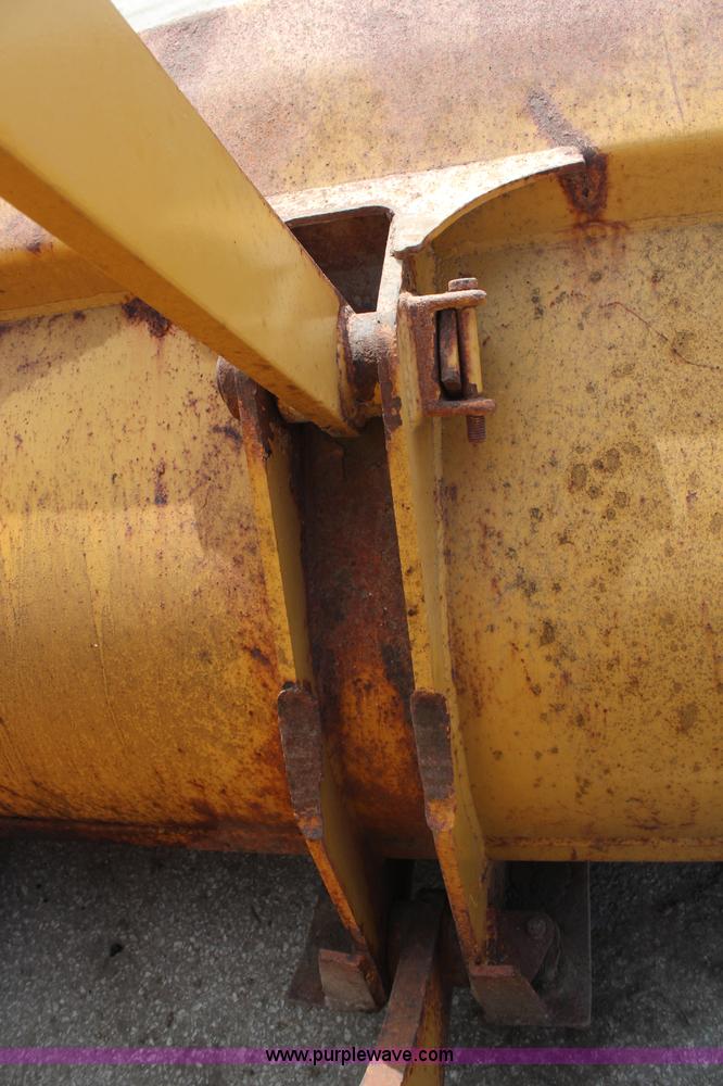 image for item H6926 1974 Fiat-Allis 605 wheel loader