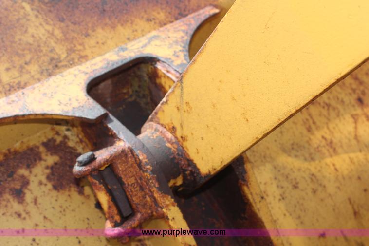 image for item H6926 1974 Fiat-Allis 605 wheel loader