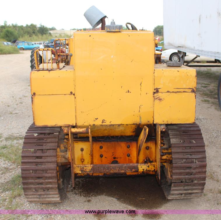 image for item H6976 International 500C track loader
