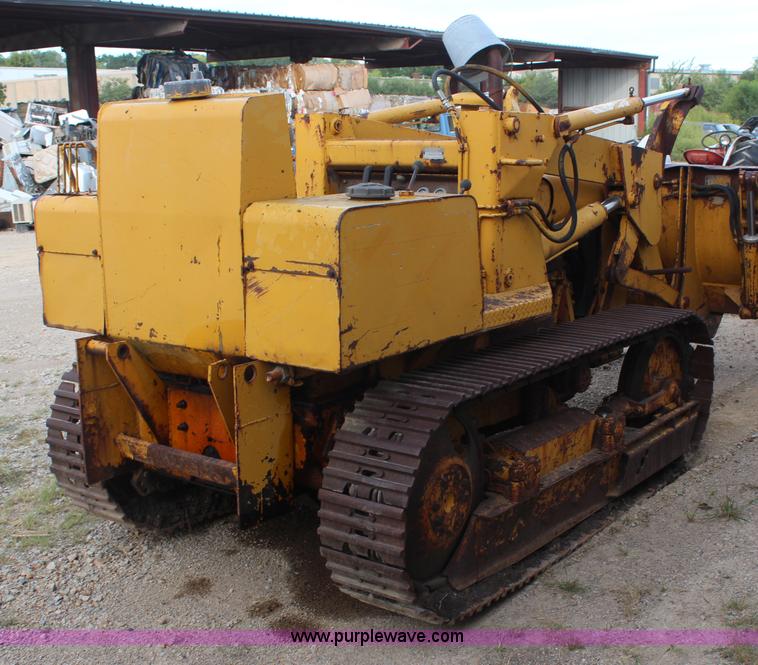 image for item H6976 International 500C track loader