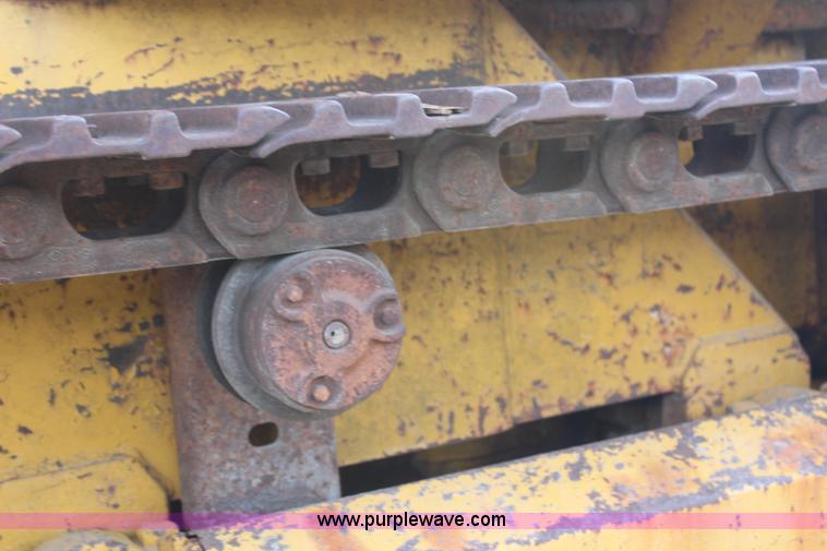 image for item H6976 International 500C track loader
